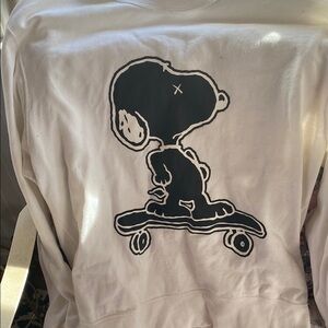 Uniqlo x Kaws Snoopy sweatshirt